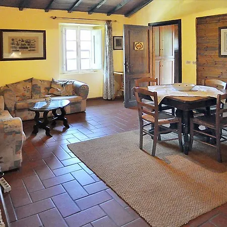 Locazione Turistica Il Querceto *