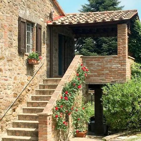 Locazione Turistica Il Querceto דירה מאג'ונה
